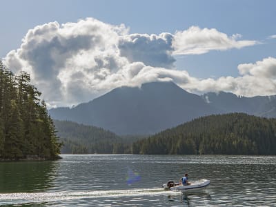 A Guide to Wearing Wool in the Summer