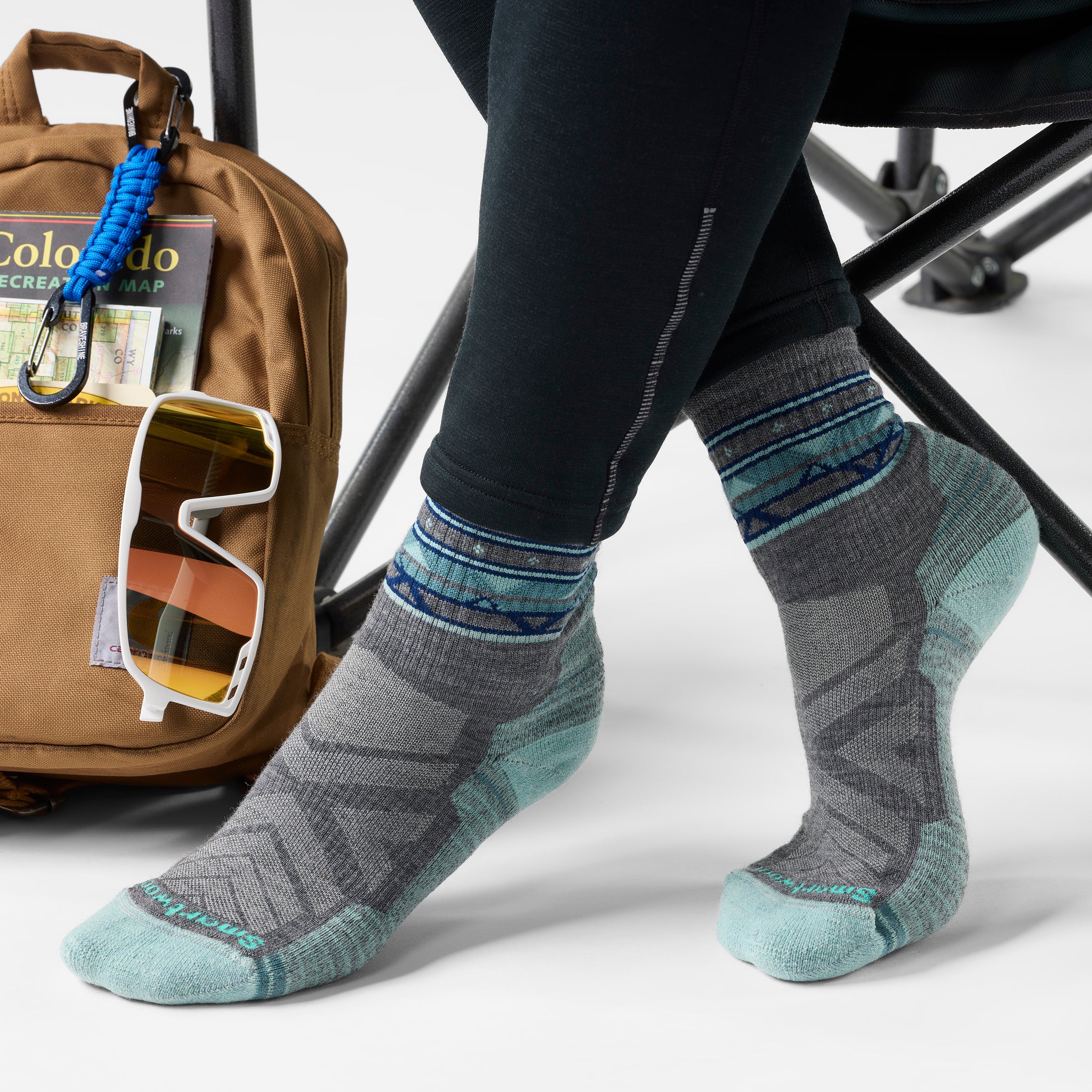 Women's Hike Zig Zag Valley Mid Crew Socks Medium Gray