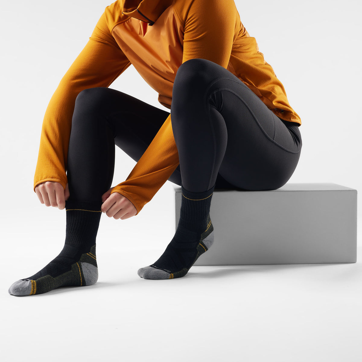 Hike Mid Crew Socks Nightfall Blue - 2