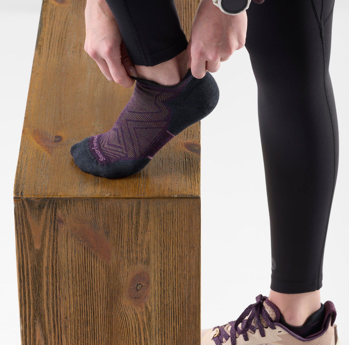 Women's Run Low Ankle Socks Purple Iris-Charcoal - ver - 2