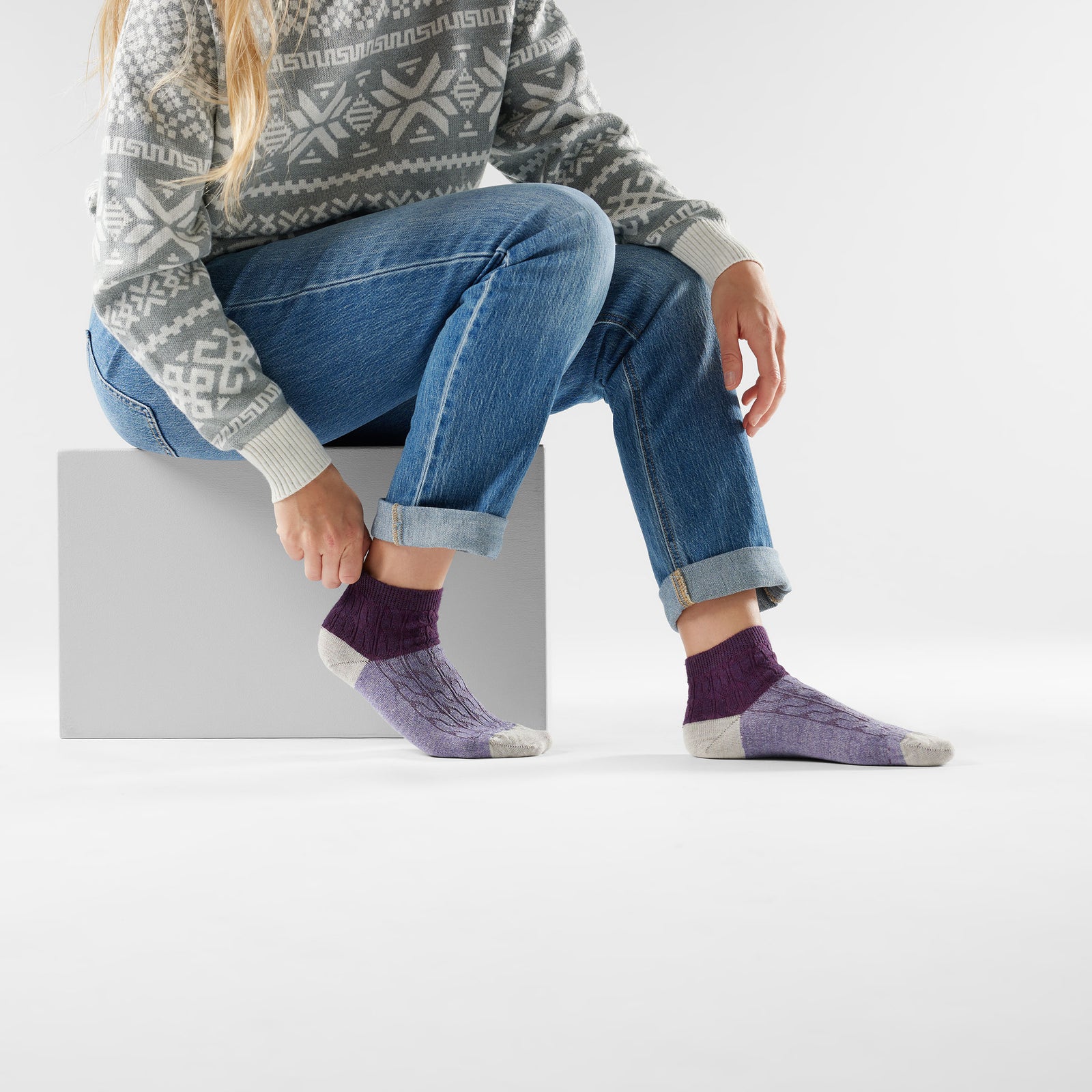 Women's Everyday Cable Ankle Socks Chalk Violet - ver - 2