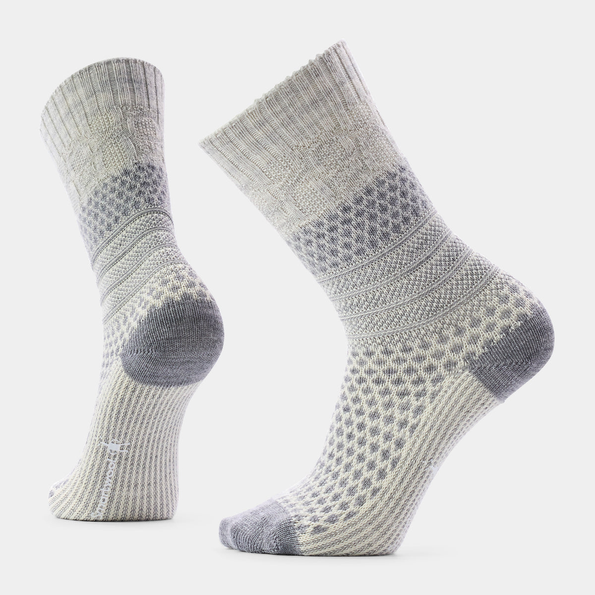Women's Everyday Cozy Popcorn Cable Crew Socks Light Gray - 1