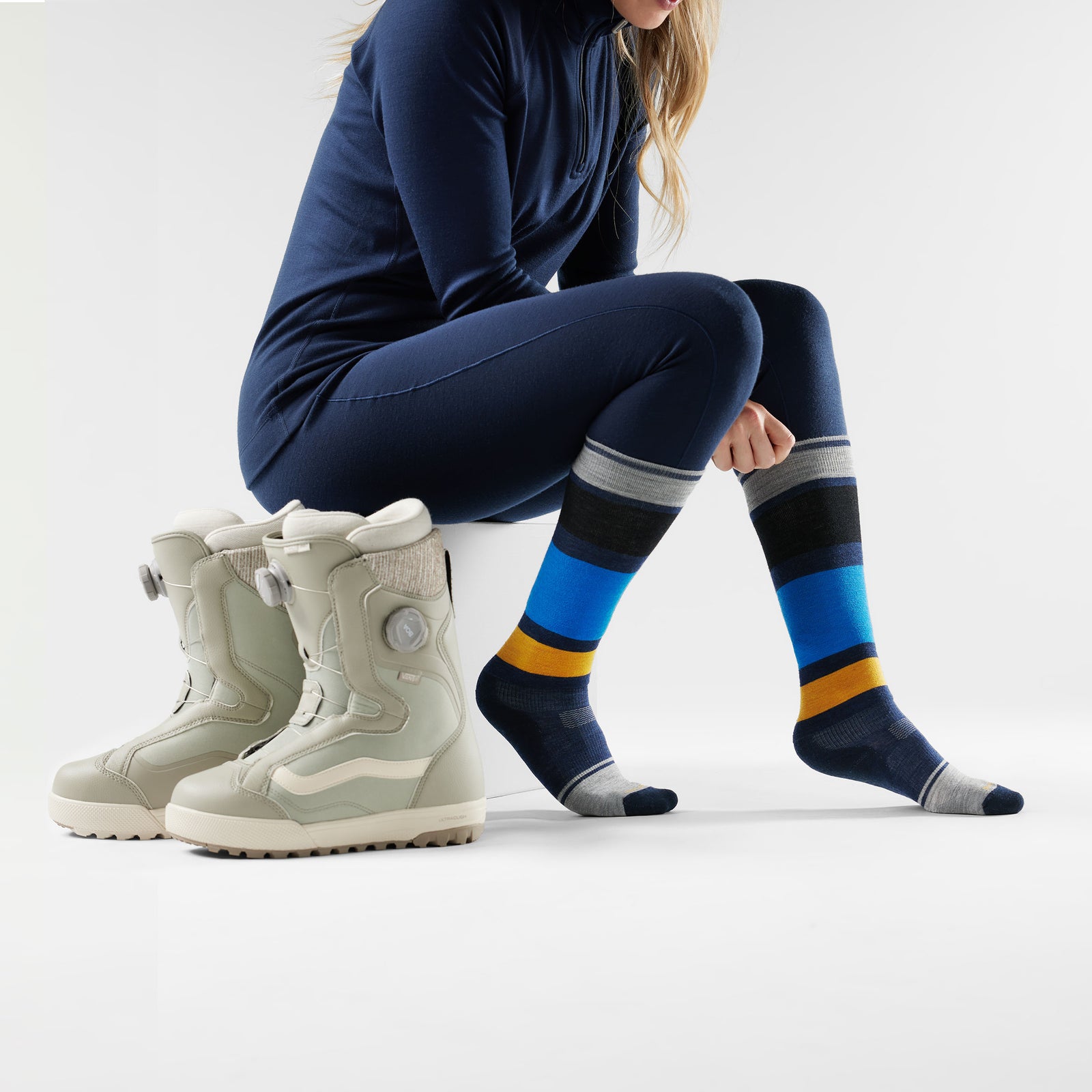 Women's Snowboard Over The Calf Socks Wild Salmon - ver - 2