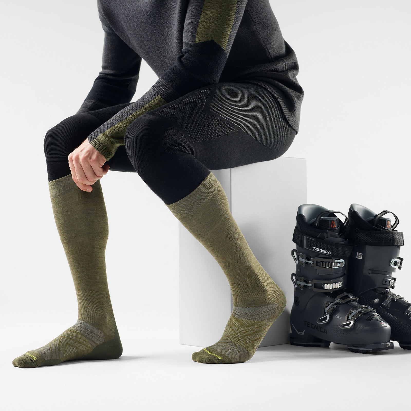 Ski Over The Calf Socks Winter Moss - ver - 2