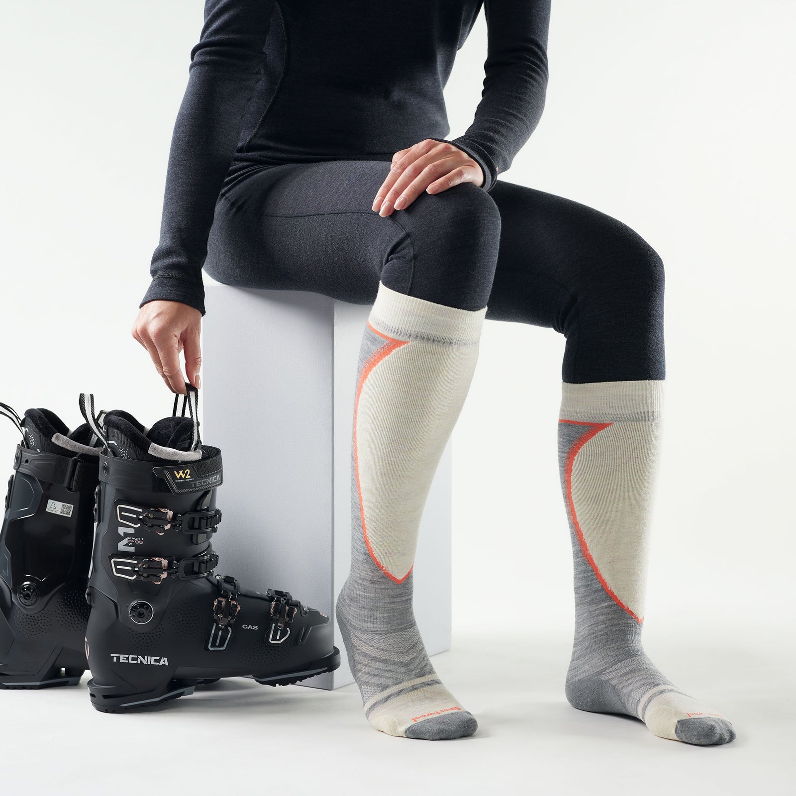 Women's Ski Extra Stretch Over The Calf Socks Charcoal - ver - 2