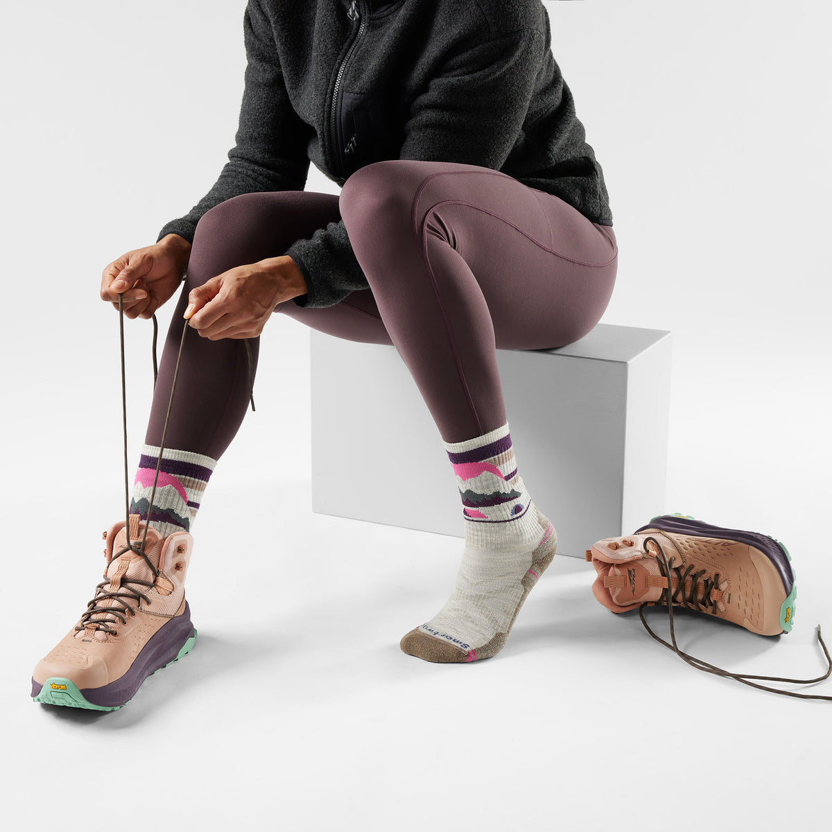 Women's Hike Mountain Moon Crew Socks Serene Blue - ver - 2
