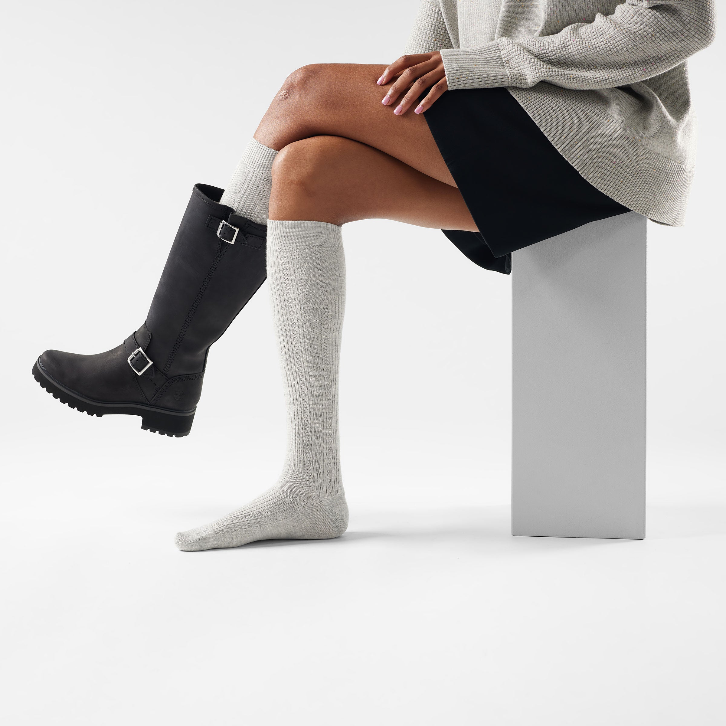 Women's Everyday Cable Knee High Socks - Ash