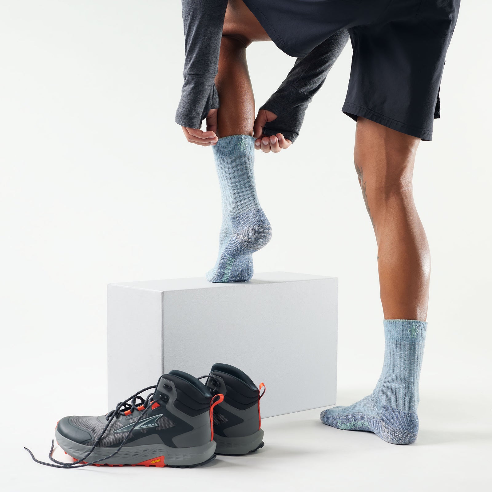 Hike Classic Edition Second Cut Crew Socks Serene Blue - ver - 2