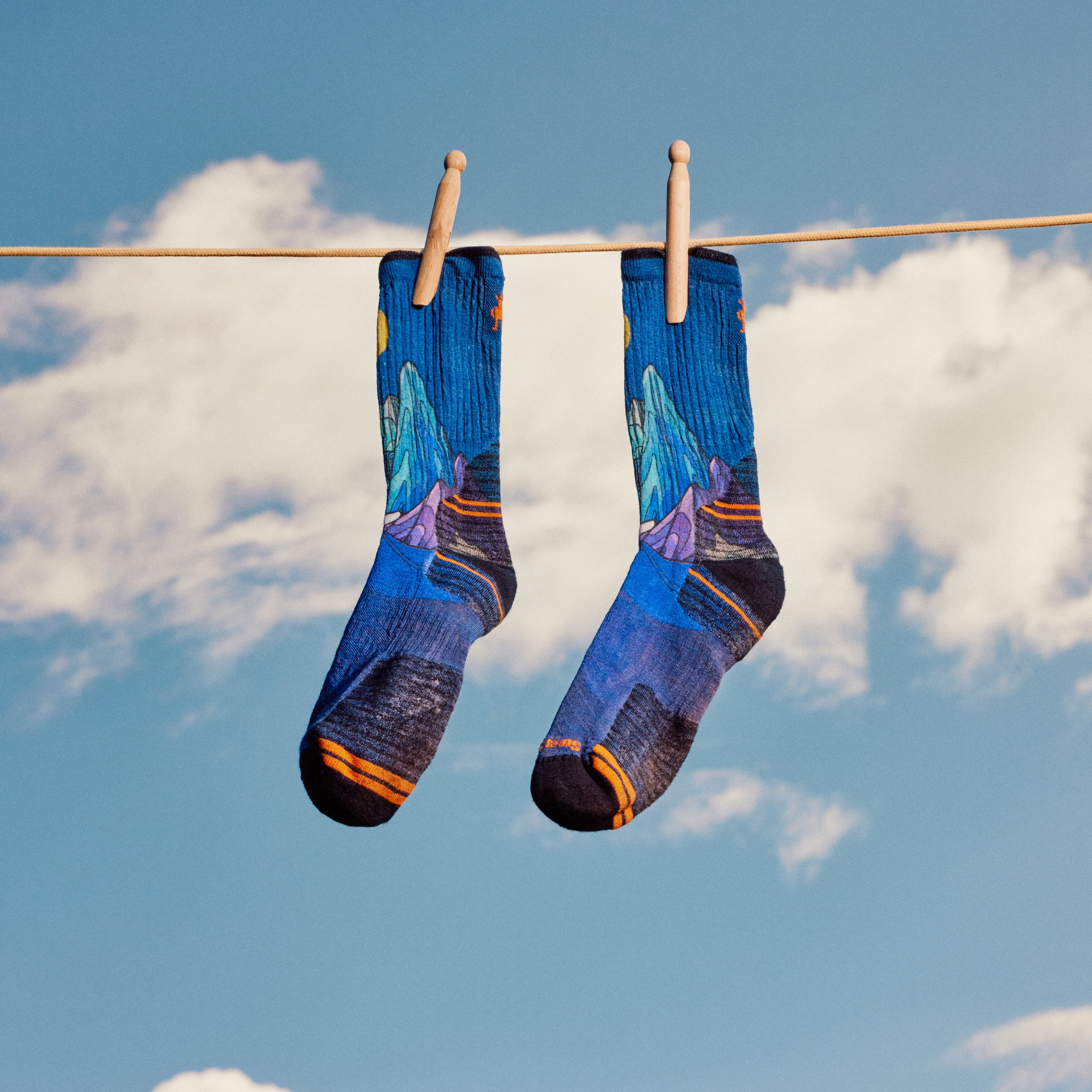 Hike Mountain Myth Print Crew Socks - Deep Navy