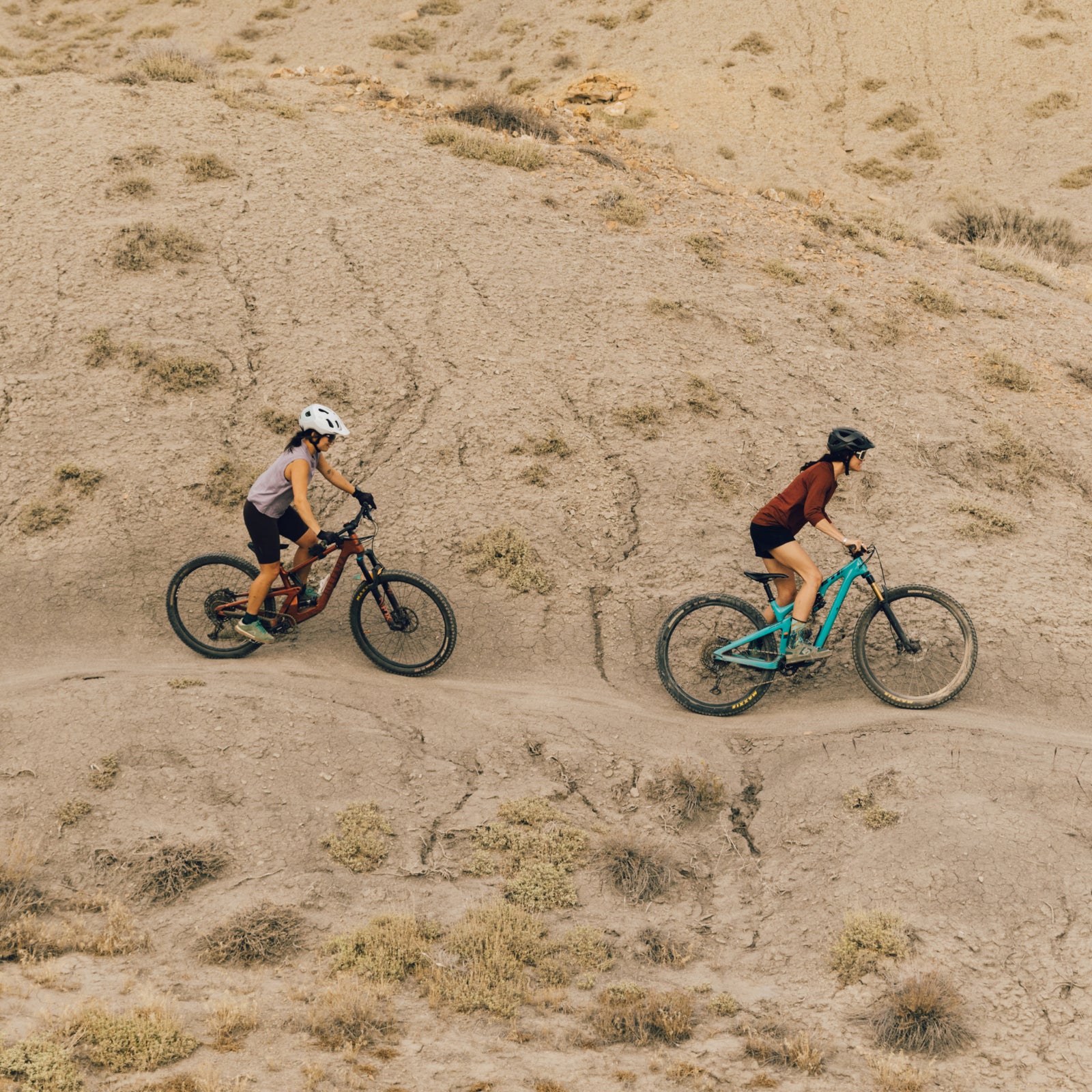 Women's Active Ultralite Crop Tank Purple Storm - ver - 4