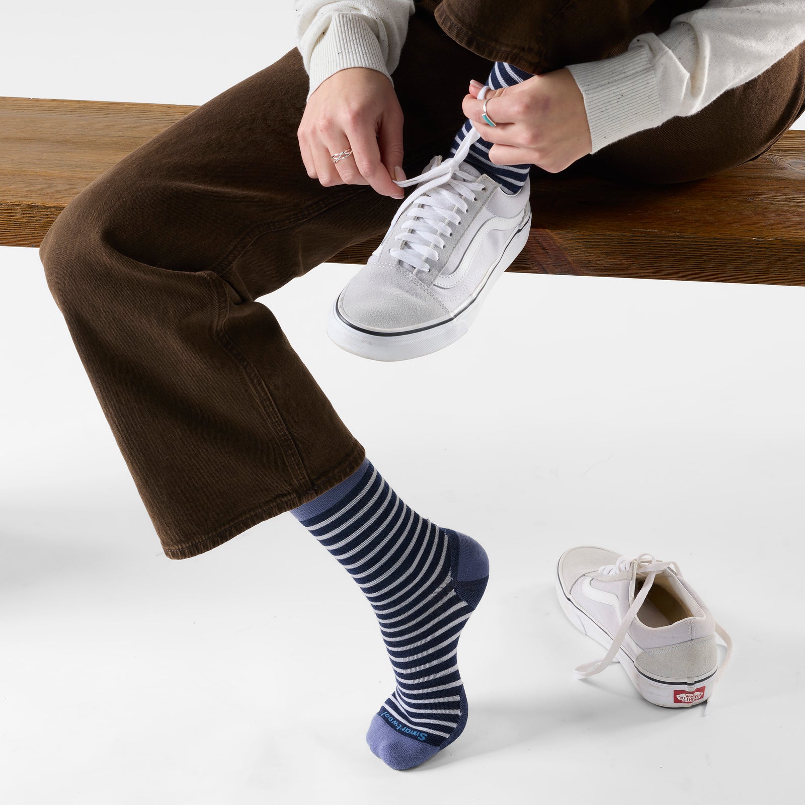 Women's Everyday Pin Stripe Crew Socks Purple Dawn - ver - 8