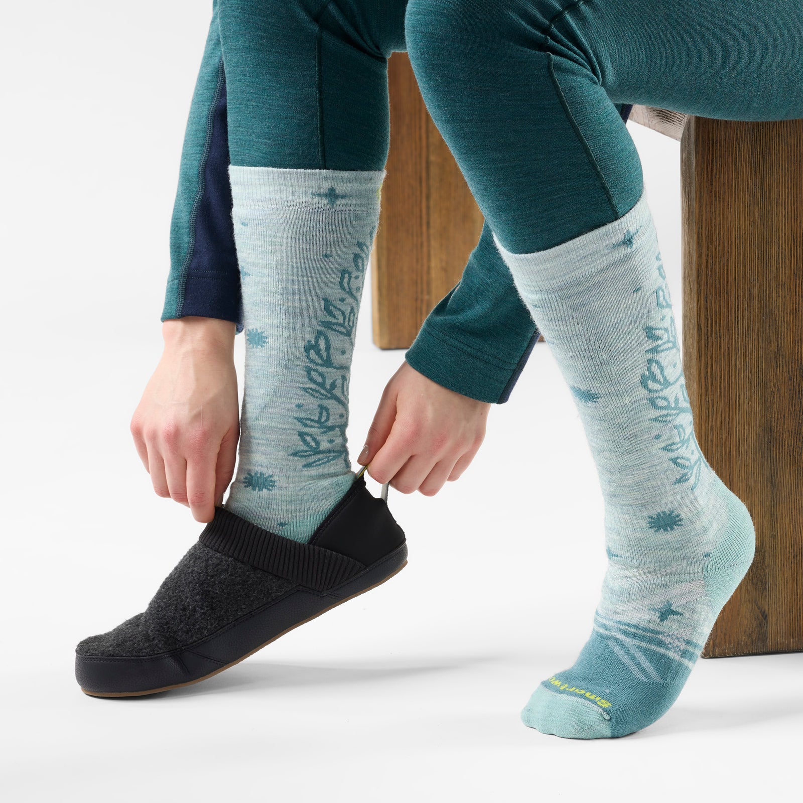 Women's Ski Ice Blossom Over the Calf Socks Frosty Green - ver - 2