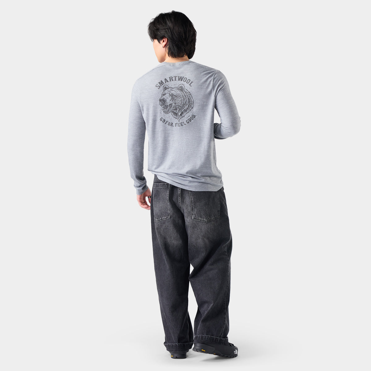 Men's Hemp Blend Go Far Bear Long Sleeve Graphic Tee Light Gray Heather - ver - 2