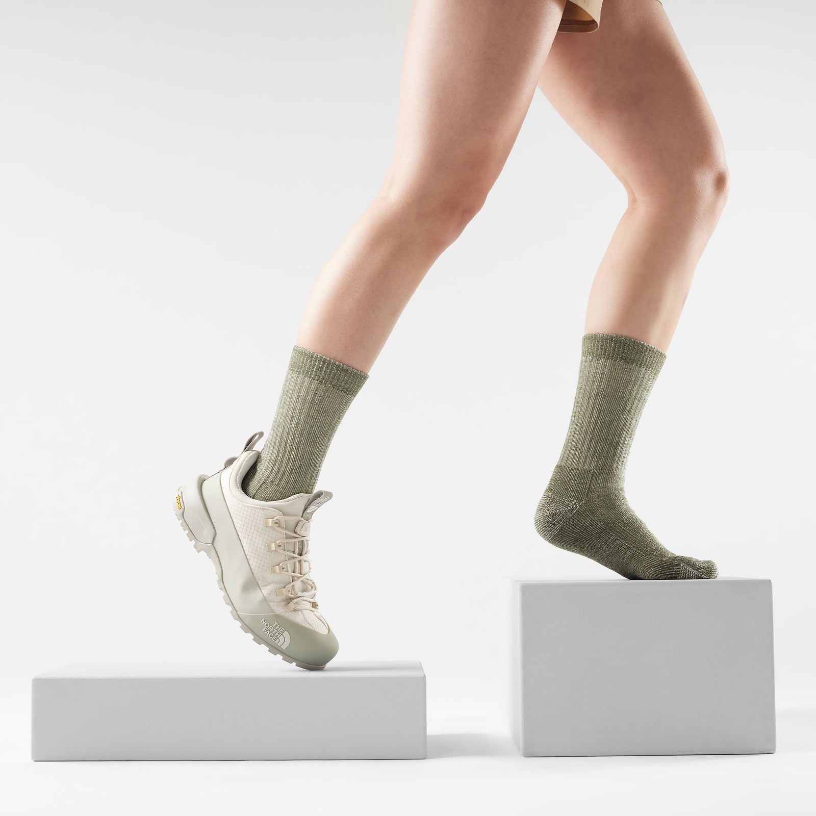 Hike Classic Edition Crew Socks Sage - ver - 2