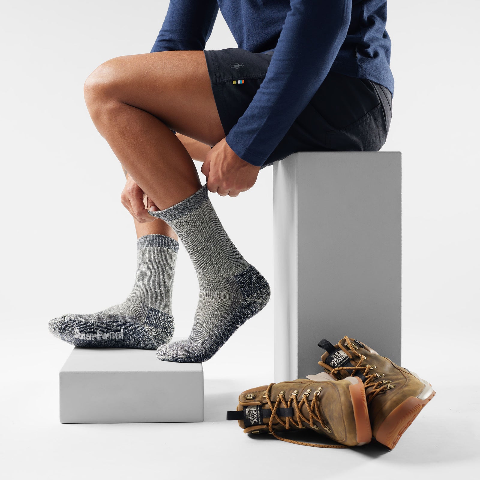 Hike Classic Edition Crew Socks Navy - ver - 2