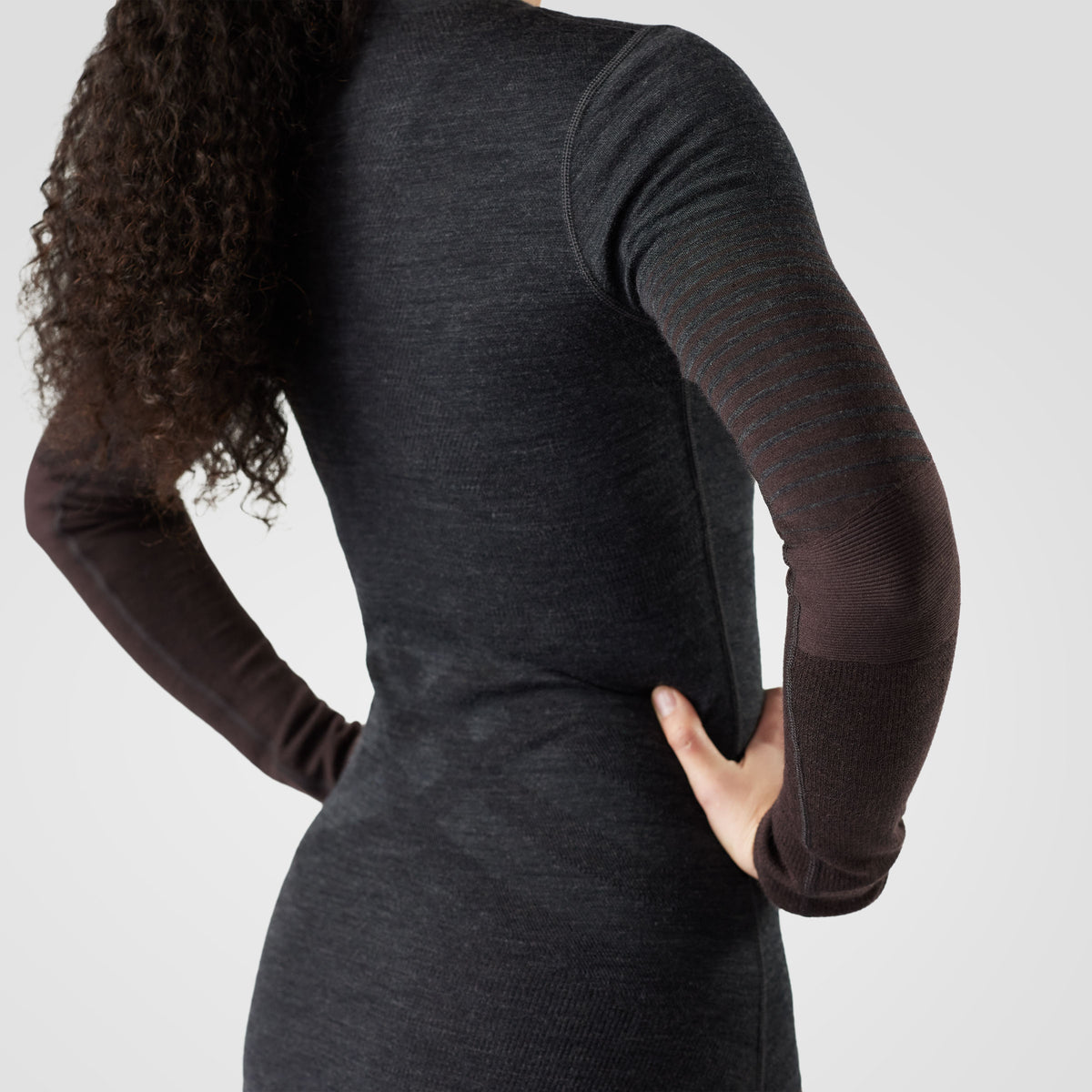 Women's Intraknit™ Thermal Merino Base Layer Crew Charcoal-Zen Green - 3